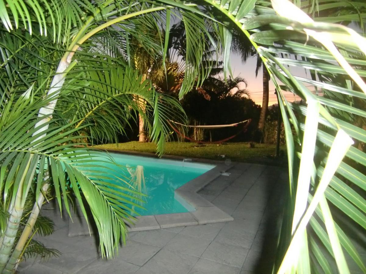 Villa Ambralini Saint Pierre Bagian luar foto